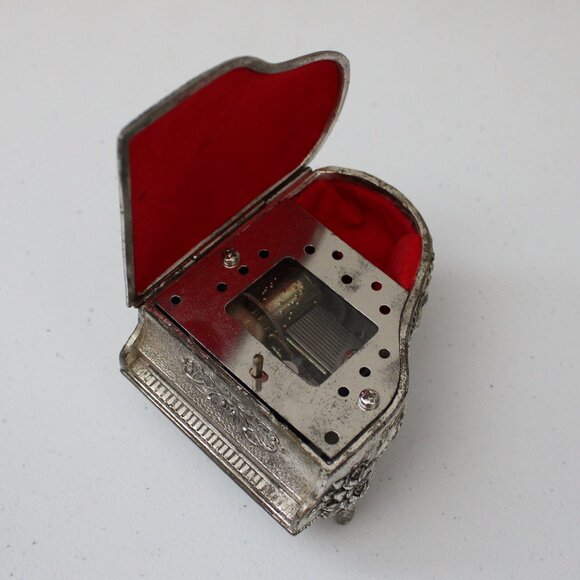 Vintage Cherub Piano Music Trinket Box - Picture 8 of 11